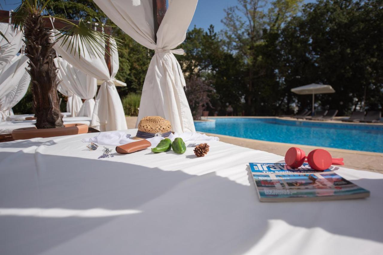 Apollo Spa Resort - Ultra All Inclusive - Private Riviera Beach Golden Sands Esterno foto