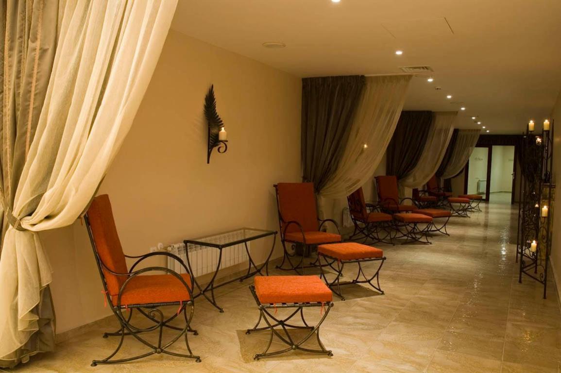 Apollo Spa Resort - Ultra All Inclusive - Private Riviera Beach Golden Sands Esterno foto